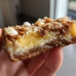 Pi&ntilde;a Colada Magic Bars