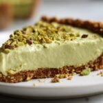 Easy No-Bake Pistachio Pie