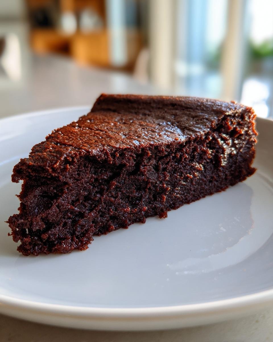 Flourless Greek Yogurt Chocolate Cake - detail 1