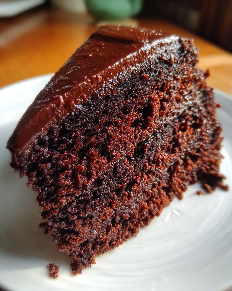 Ultimate Chocolate Fudge Cake - detail 3